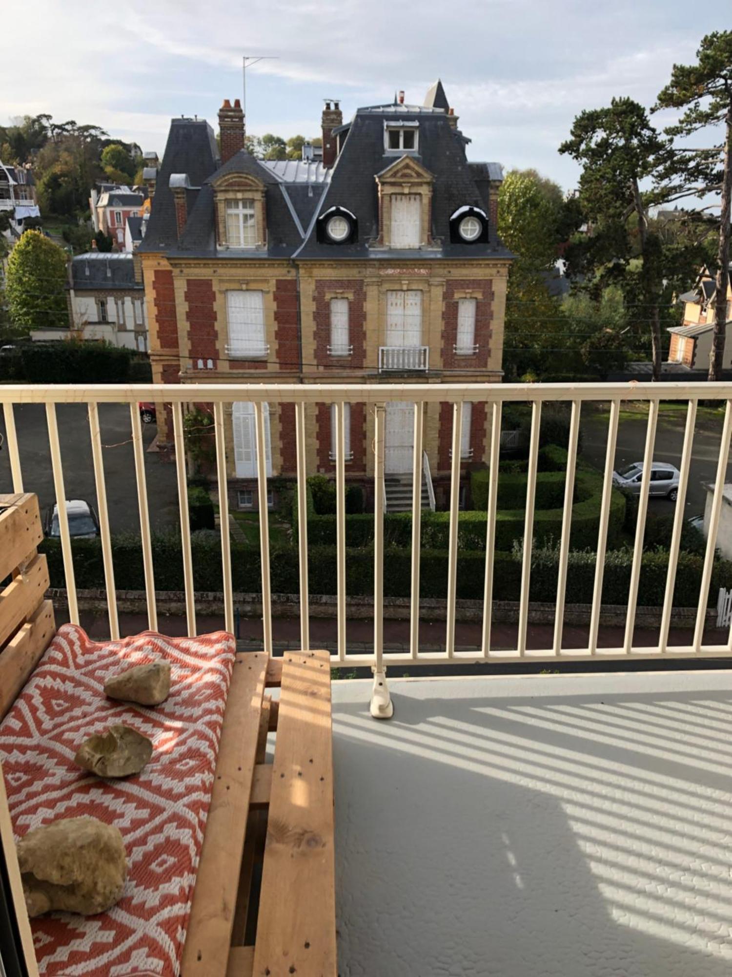 Les Pins Penches Apartment Villers-sur-Mer Bagian luar foto